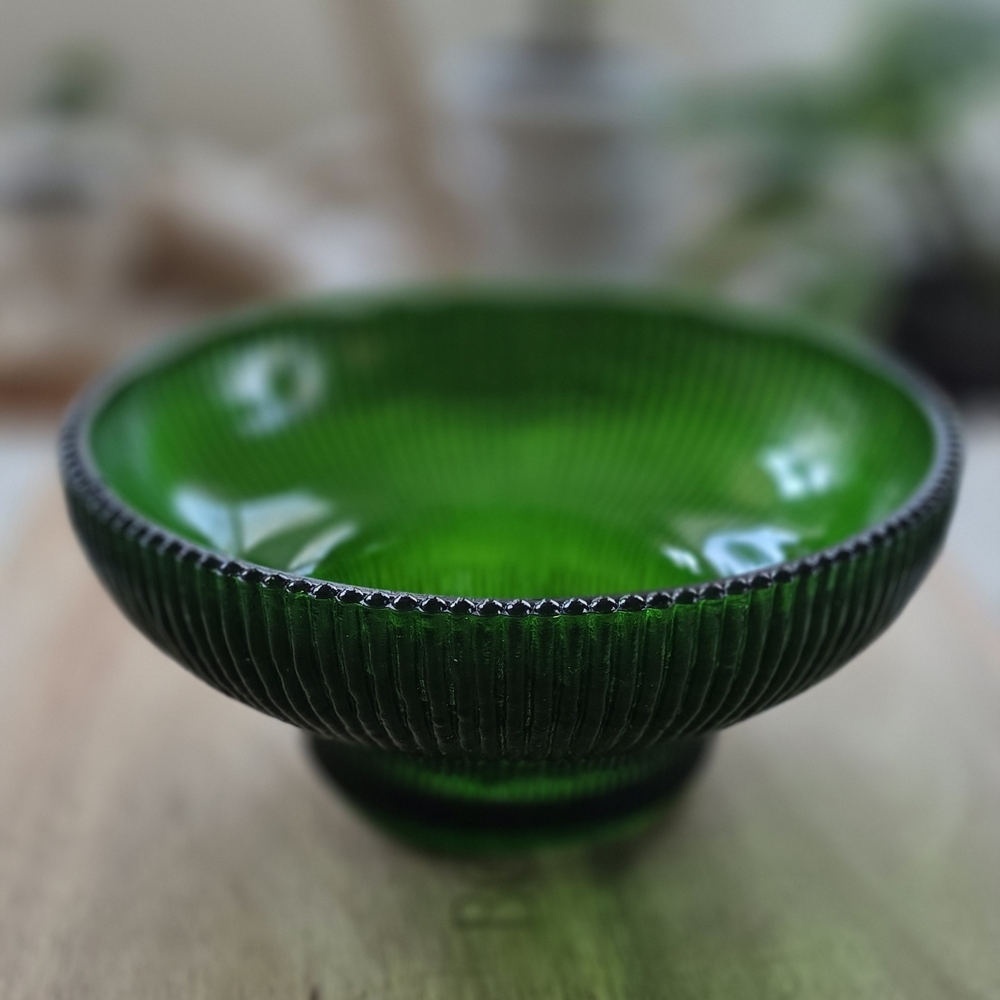 Vintage Hoosier Glass #4054 EmeraldGreen‎ Ribbed Glass Decorative Bowl